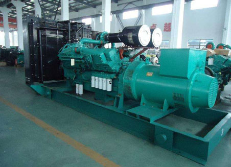 云安800kw康明斯柴油发电机组图片 云安800kw康明斯柴油发电机组图片